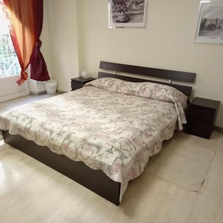 Cristina Room Lido di Ostia Luaran gambar