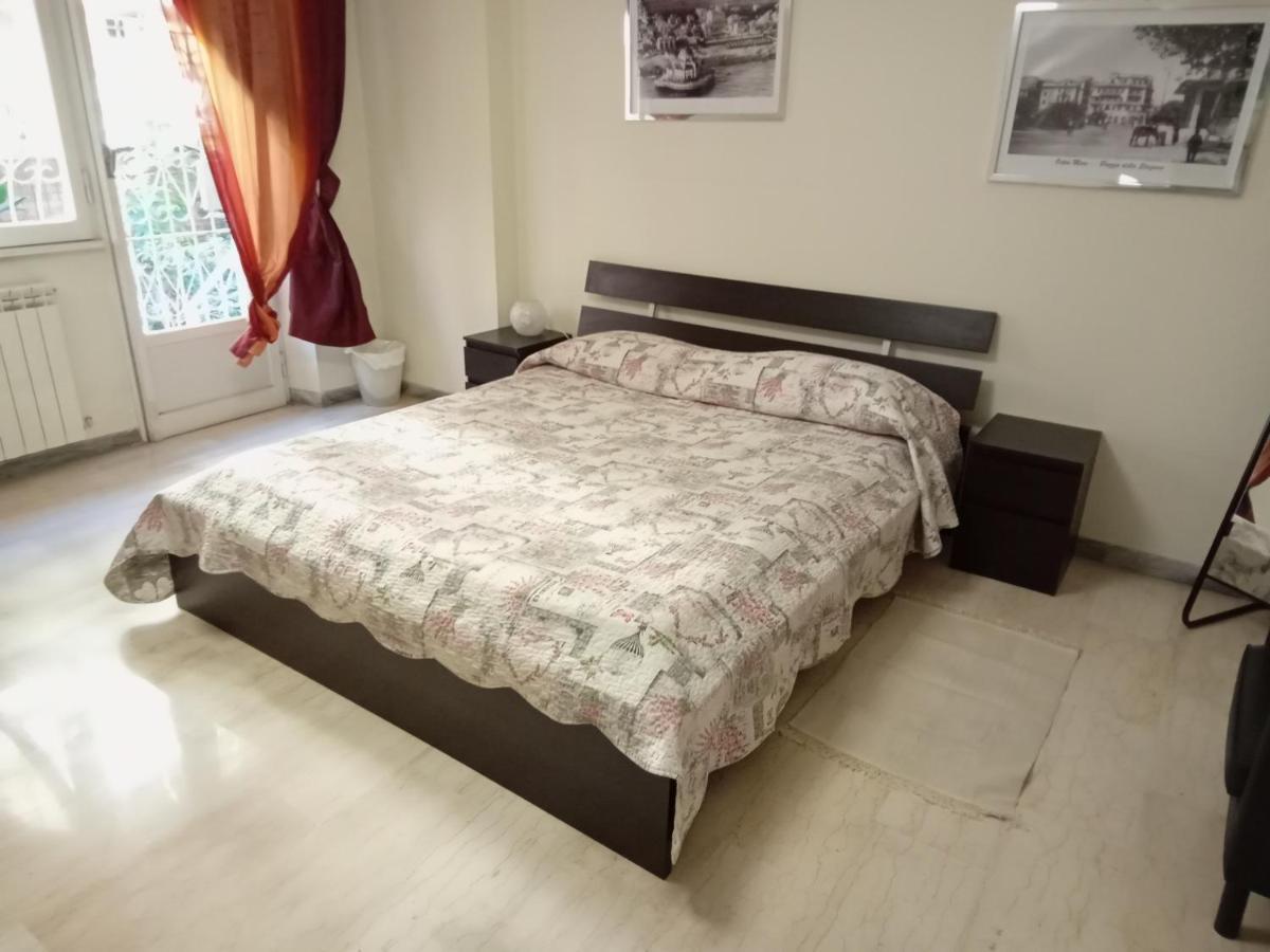 Cristina Room Lido di Ostia Luaran gambar